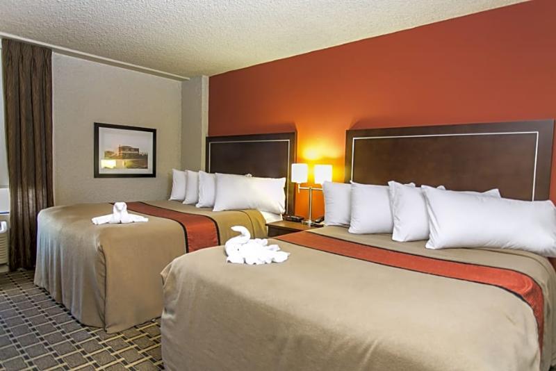 Ramada By Wyndham Edmonton Yellowhead Nw Екстер'єр фото